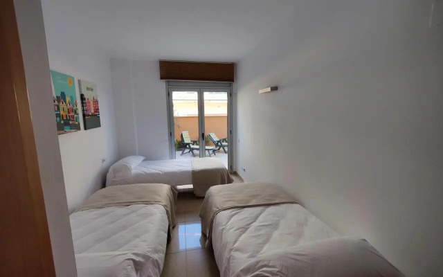 BADALONA BEACH APARTMENt
