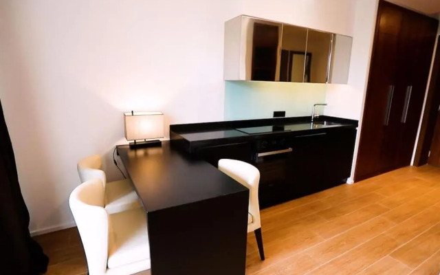 White villas (Seabreeze)