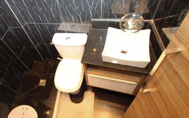 Apartments Almirante Gonçalves