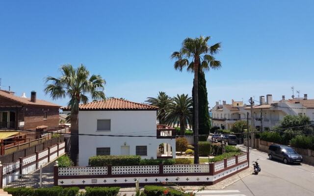 Casa Fragata con Jardin y Vista Mar - 102D