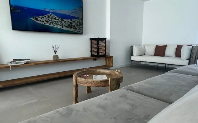 Luxury Rooftop Suites by Blumont
