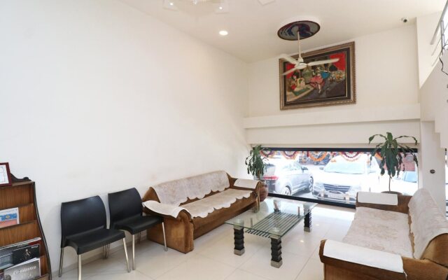 Hotel Sanskaar By OYO Rooms
