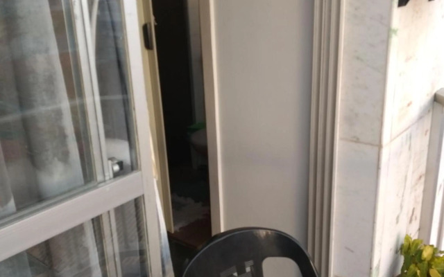 Suíte com Cozinha independente em Apartamento