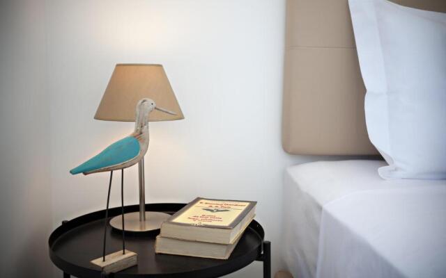 Faro Clara Suites
