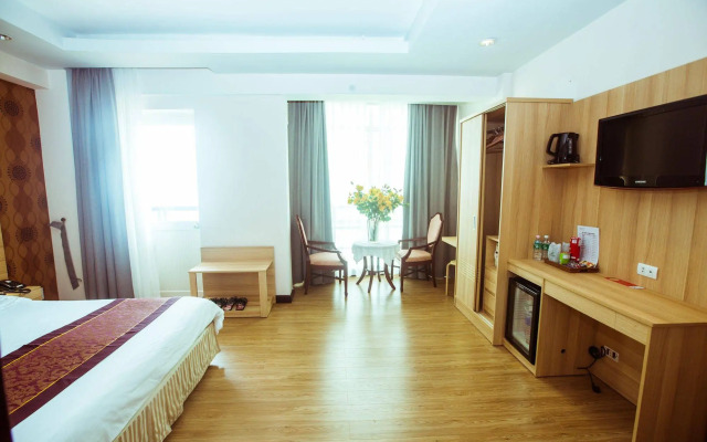 Phu Quy 2 Hotel