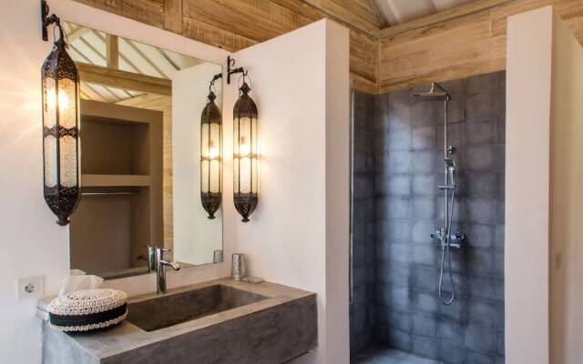 Beautiful Villa With Private Pool, Bali Villa 2072