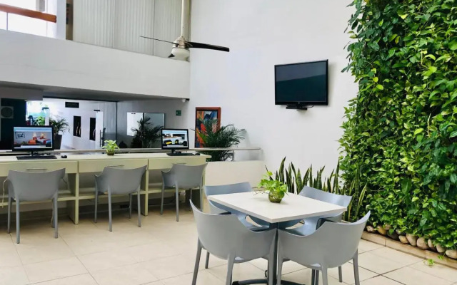 Hotel be La Sierra