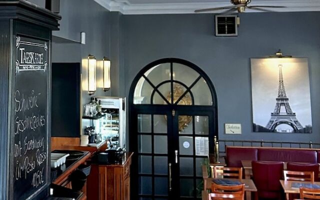 Hotel BRASSERIE