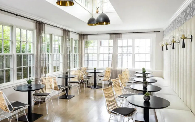 The Richard, The Edgartown Collection