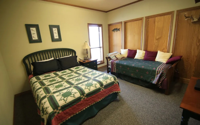 Lake Fork Lodge