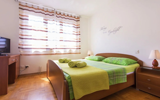 Apartments Zenta