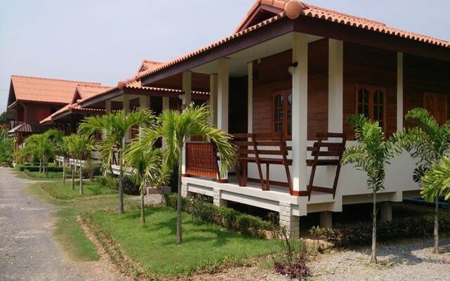 Chiang Kham Tilue Resort