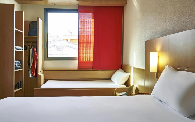 ibis Barcelona Centro Sagrada Familia