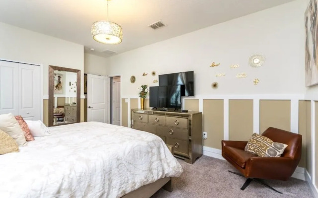 1314bw00 8 Bedroom Villa