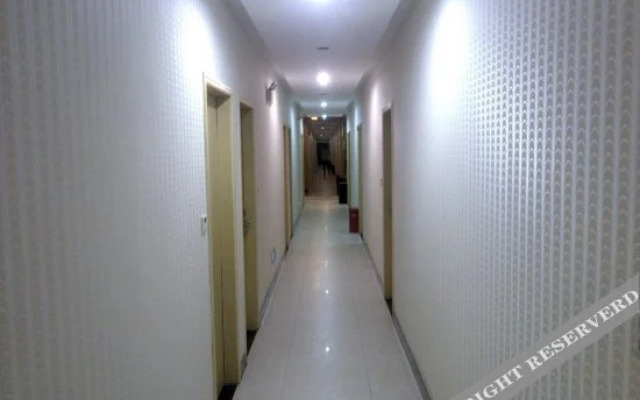 Sanchuan Hotel