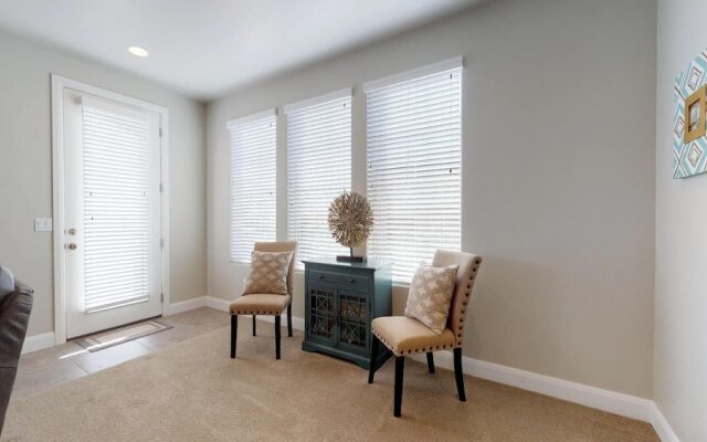 Sweet 3 Bedroom Apts