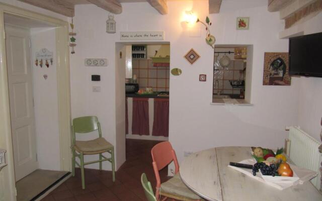 Domus Parva Pax Magna