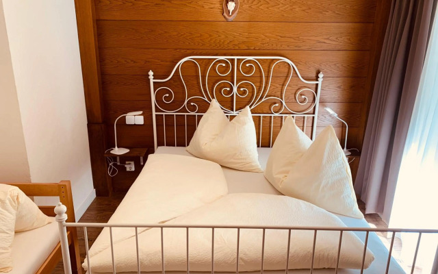 Pension Jagerhof - Sommercard Inkl - 5 Min zum Hochzeiger