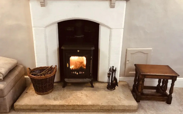 3 Bedroom Country Retreat - Dogs Welcome