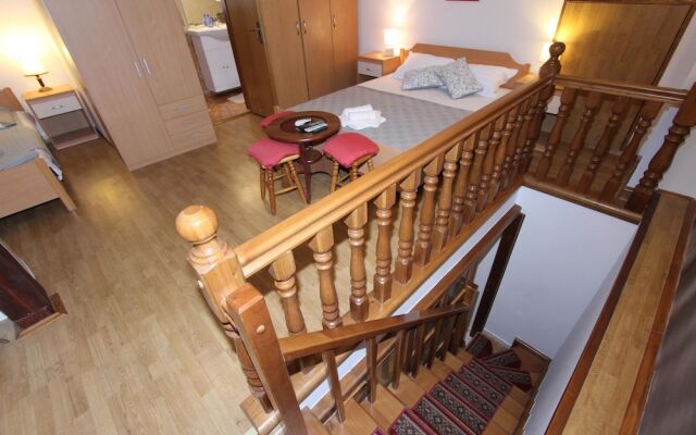 Guest House Mafi