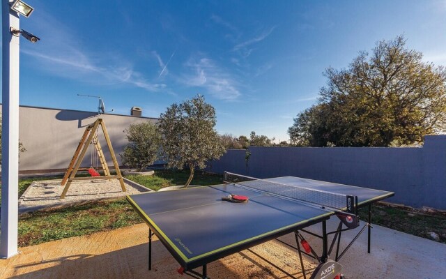 Awesome Home in Pula With Wifi and 4 Bedrooms