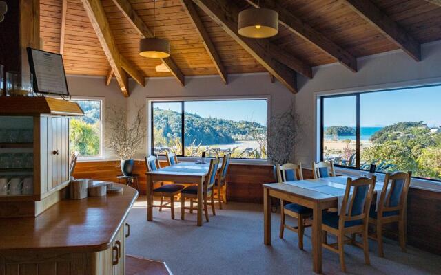Kimi Ora Eco Resort