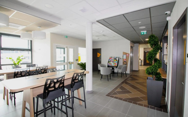 B&B HOTEL MONTELIMAR Sud