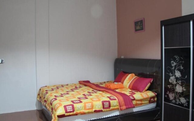 Batam Backpacker Guest House