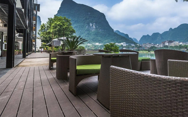Sea Lily Yangshuo Riverside Resort