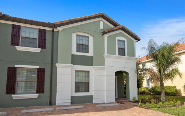 Solterra 5BR Splash Pool Townhouse