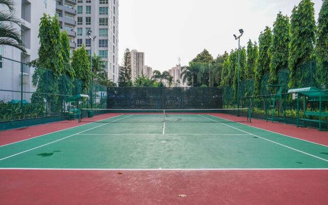 Homey And Cozy Stay 2Br Puri Casablanca Apartment