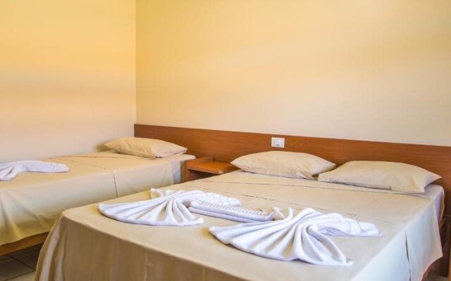 Candeias Hotel Gold Fish