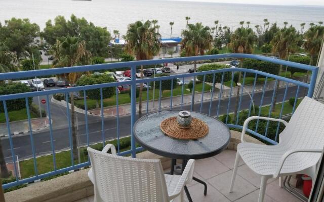 Sea Front & City Center, Amazing Sea View