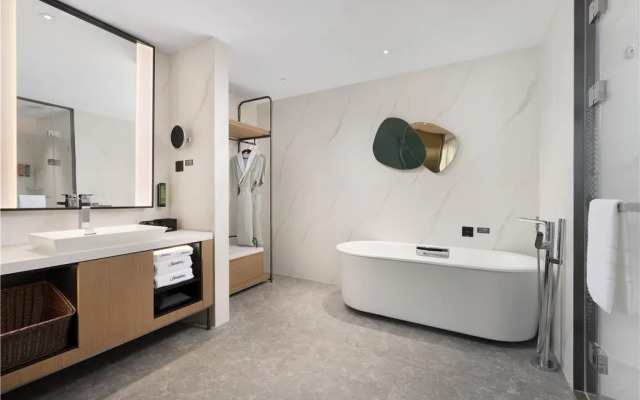 Hampton by Hilton Kuitun