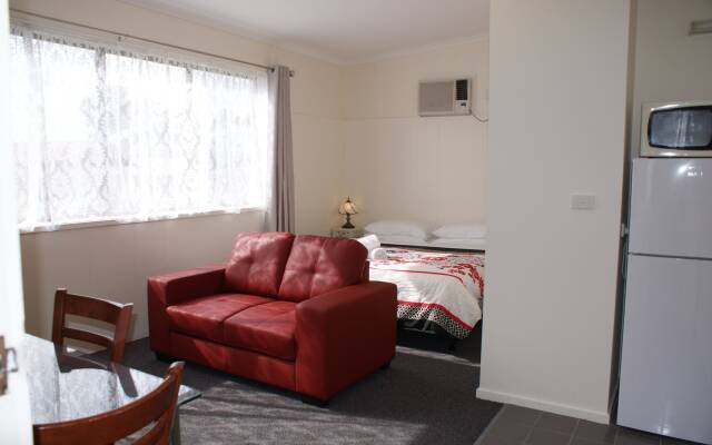 Warrnambool Motel and Holiday Park