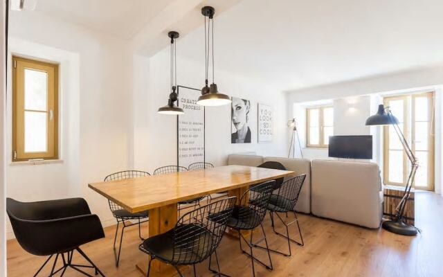 Chiado Best Apartment Duplex