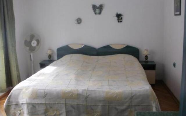 Svetla Guest House