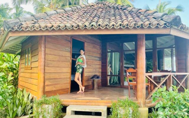 Rockside Cabanas Hotel
