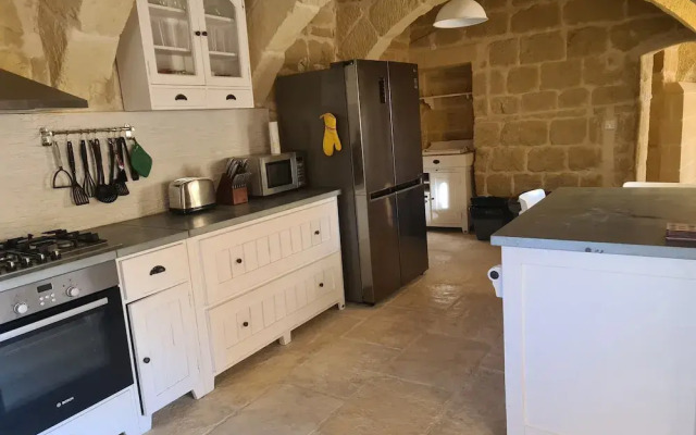 Farmhouse Villa in Gozo With Large Pool & Garden