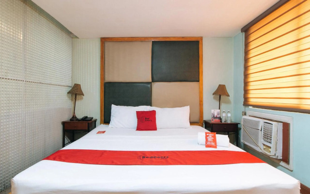 RedDoorz @ Timog Avenue Quezon City