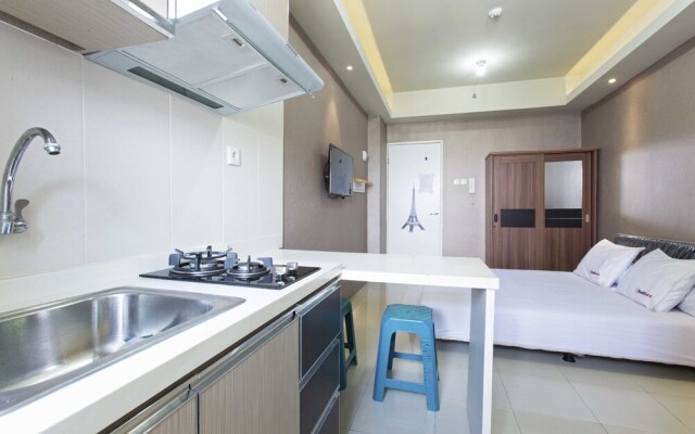 RedDoorz Apartment @ Pegangsaan Kelapa Gading