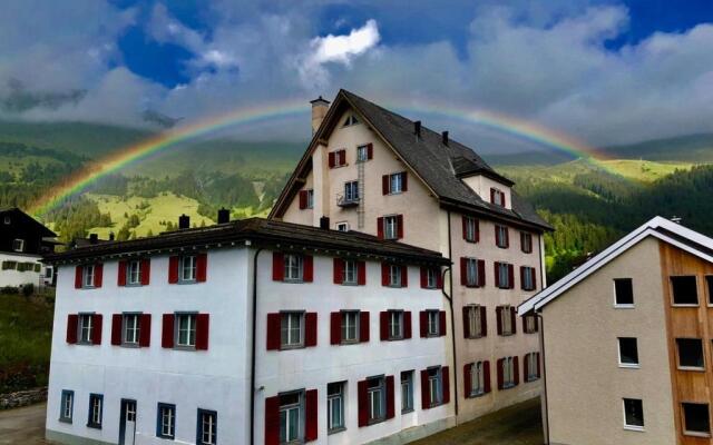 Hotel Stätzerhorn