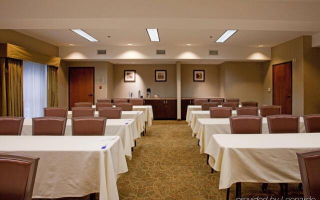 Holiday Inn Express Hotel & Suites San Diego-Sorrento Valley by IHG