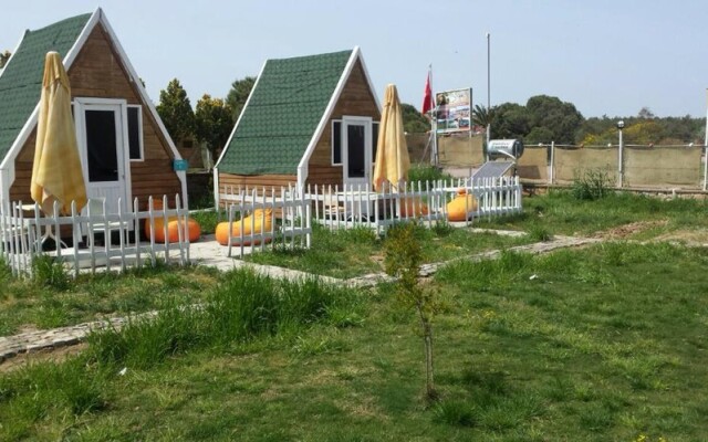 Aya Yorgi Beach Bungalow Evleri