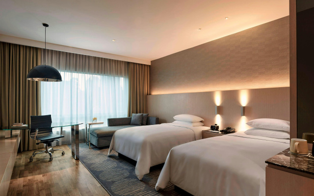 Renaissance Kuala Lumpur Hotel & Convention Centre