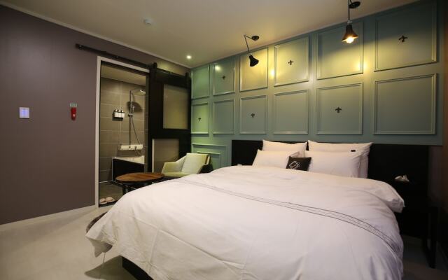 Cheongju Luce Hotel