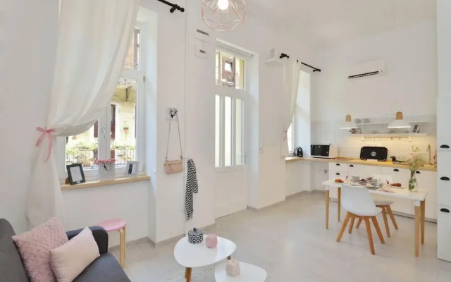 Klauzal 33 Apartment I.