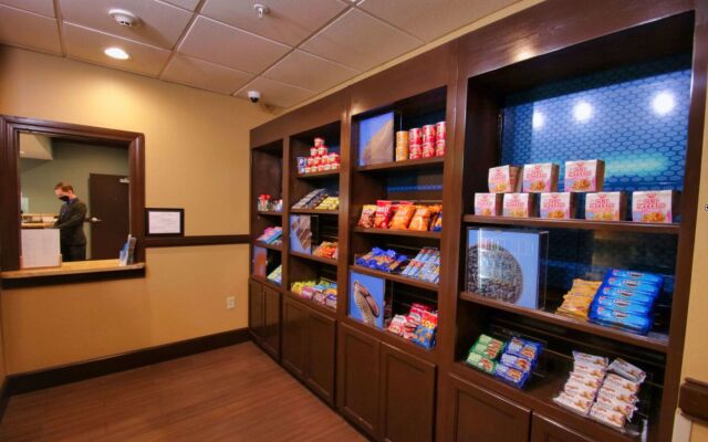 Hampton Inn & Suites Jacksonville - Beach Blvd/Mayo Clinic