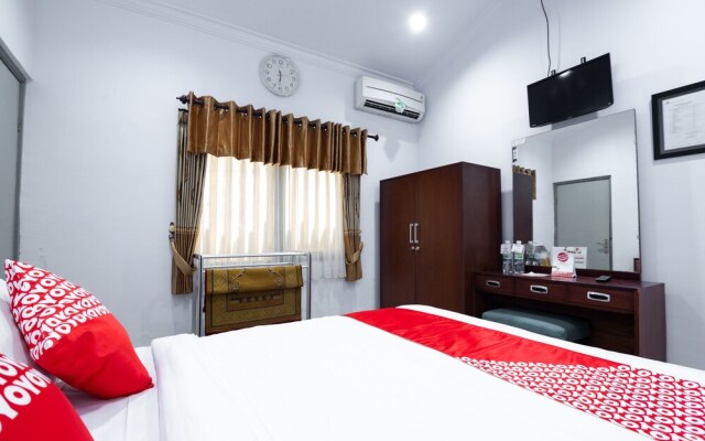 Sinergi Hotel Tretes by OYO Rooms