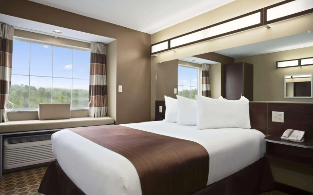 Sonesta Essential Fairmont